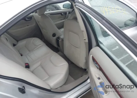 2006 Volvo S60 2.5T from USA, damaged, VIN YV1RS592962530932